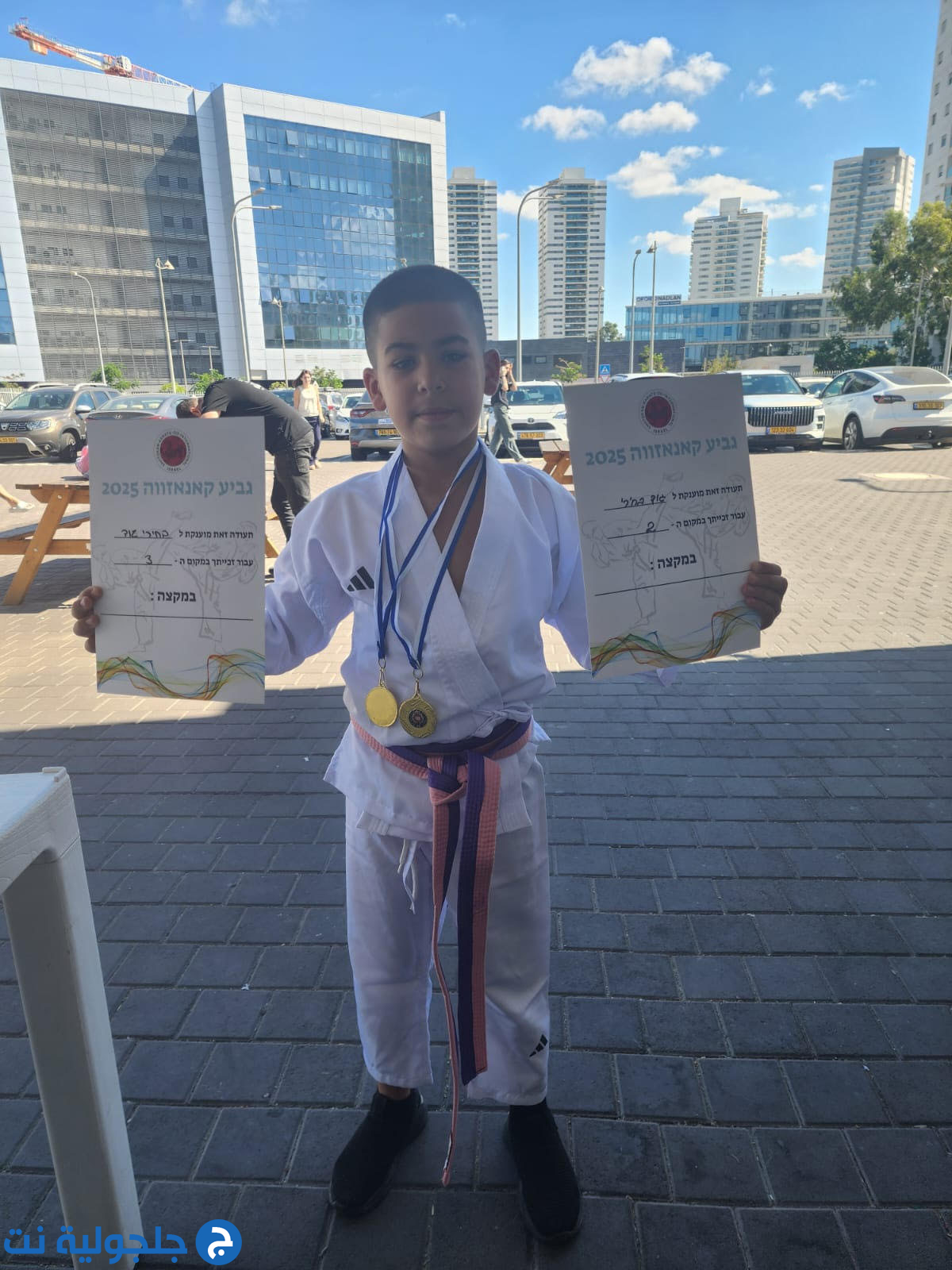 أبطال مدرسة حسني عرار للكراتيه وفنون القتال يحصدون الذهب في بطولة كأس كانيزاوا القطرية – حيفا 